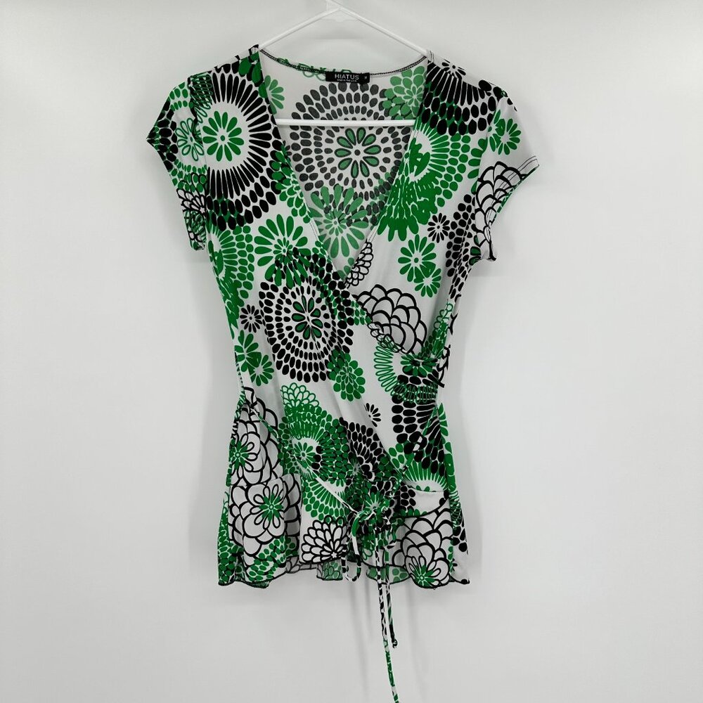 Women's HIATUS Green, Black on White top with front tie, US size M